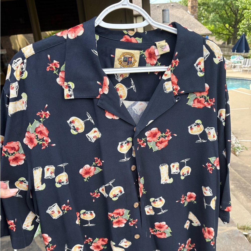 Hawaiian Print Navy Shirt size Large by Pusser West Indies. - Picture 2 of 6